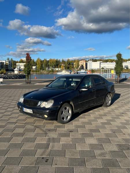 Mercedes-Benz 200 Kuopio - valokuva 1