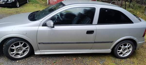 Opel Astra Rautalampi - valokuva 4