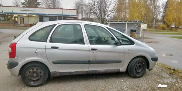 Citroen C4 Picasso Куопио - изображение 1