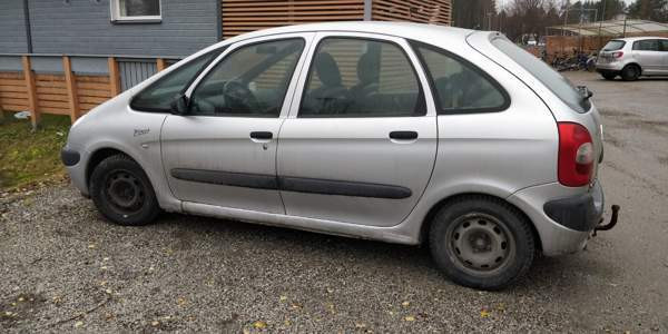 Citroen C4 Picasso Куопио - изображение 2