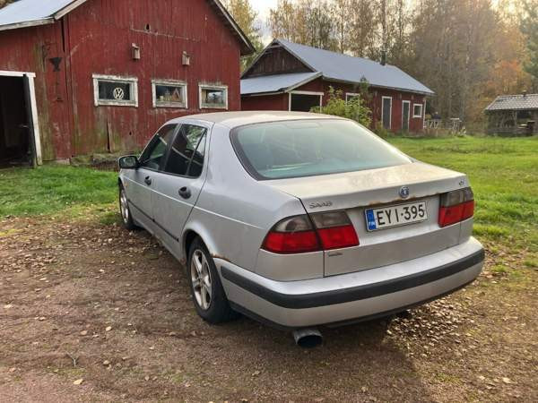 Saab 9-5 Vehmaa - valokuva 4