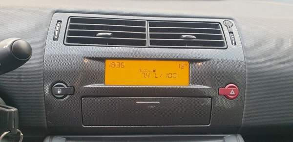 Citroen C4 Helsinki - valokuva 7