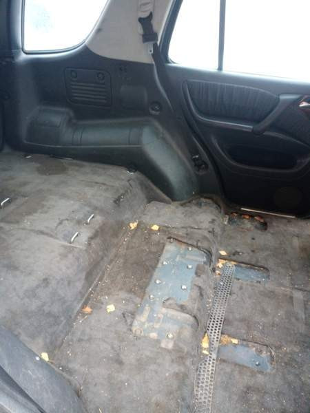 Mercedes-Benz ML Kaavi - valokuva 7