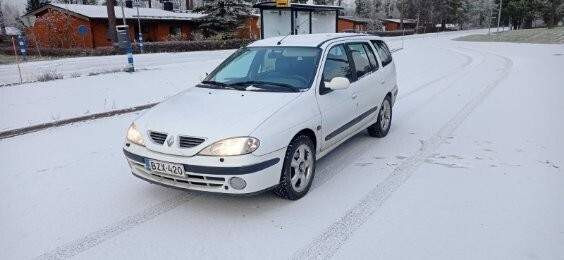 Renault Megane Исалми - изображение 1