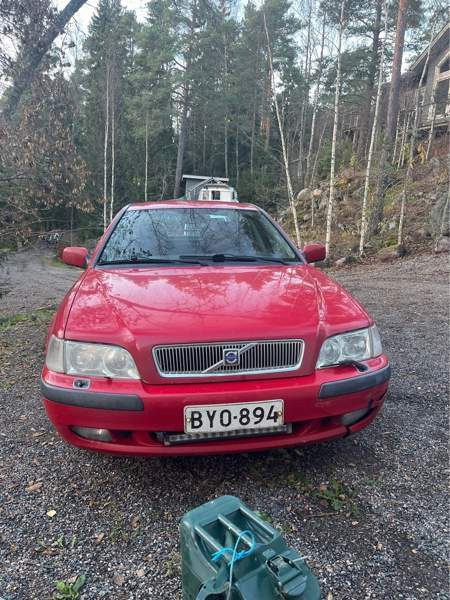 Volvo S40 Piikkiö - valokuva 1