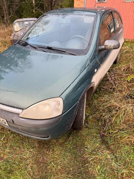 Opel Corsa Punkalaidun - valokuva 1