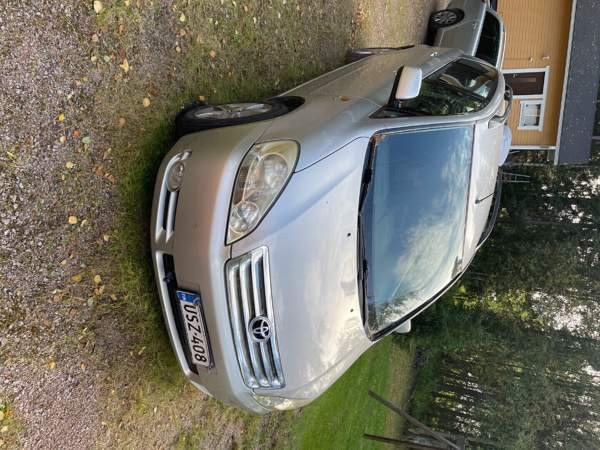 Toyota Avensis Verso Rovaniemi - photo 1