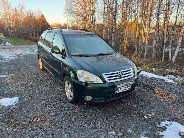 Toyota Avensis Verso Tornio - photo 1