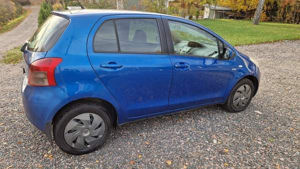Toyota Yaris Vantaa - valokuva 4