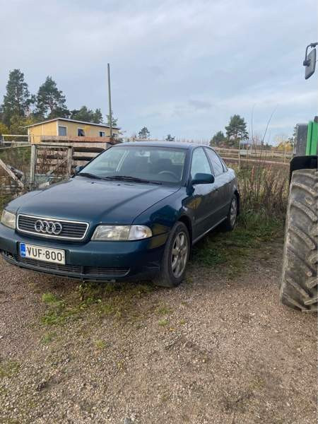 Audi A4 Ugleural'skiy – foto 1