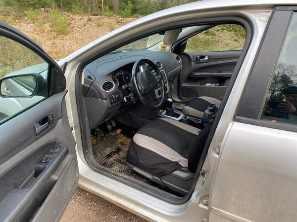 Ford Focus Sarov - valokuva 6