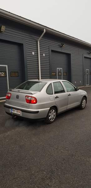 Seat Cordoba Nurmo - valokuva 3