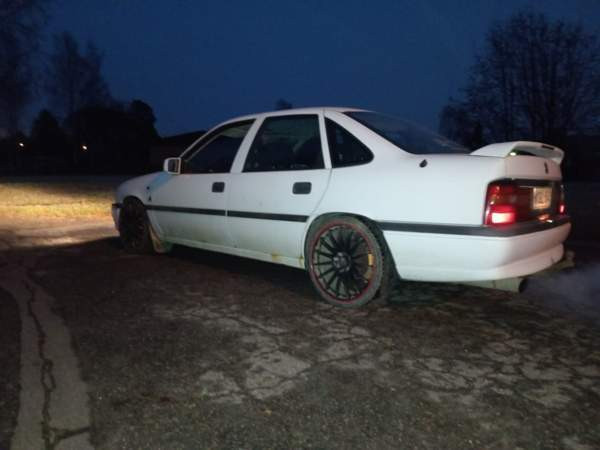 Opel Vectra Joutsa - изображение 3