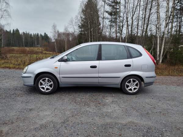 Nissan Almera Tino Jaemsae - photo 2