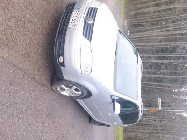 Volkswagen Touran Хювинкяя - изображение 2