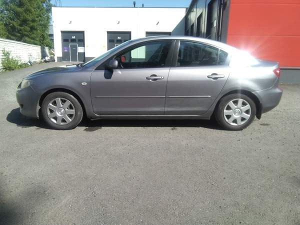 Mazda 3 Kuopio - valokuva 3