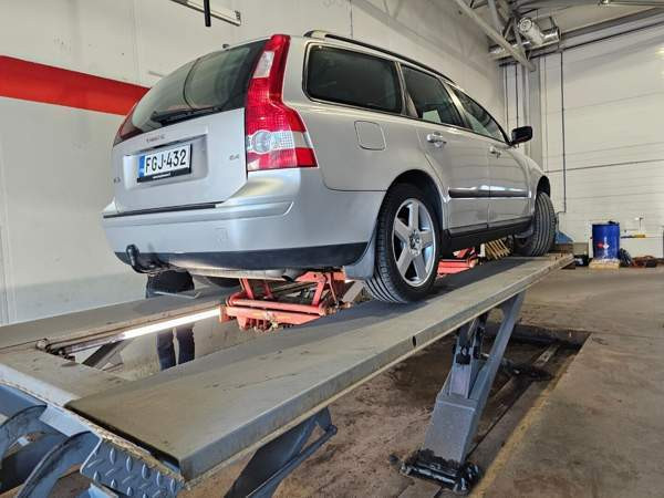 Volvo V50 Вантаа - изображение 3