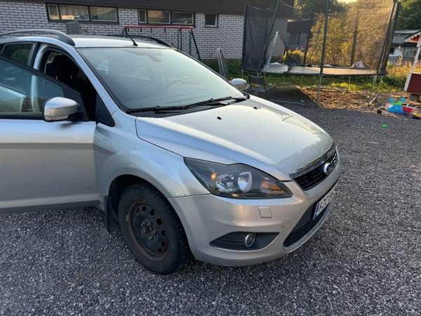 Ford Focus Jyväskylä - valokuva 5