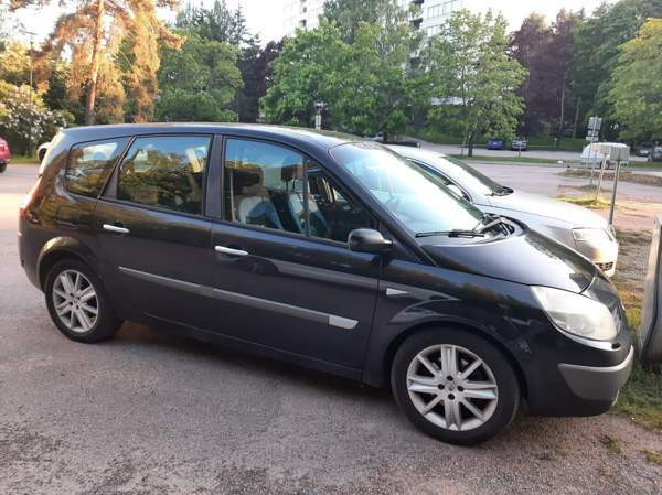 Renault Grand Scenic Helsinki - valokuva 1