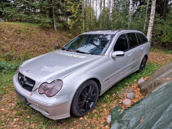 Mercedes-Benz 240 Hausjärvi - изображение 2