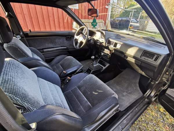 Nissan Sunny Kurumkan - valokuva 8