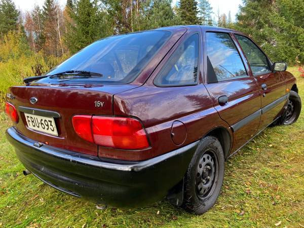 Ford Escort Suonenjoki - valokuva 7