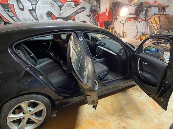 BMW 116 Райсио - изображение 8