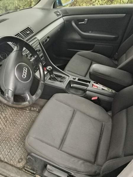 Audi A4 Ugleural'skiy - valokuva 6