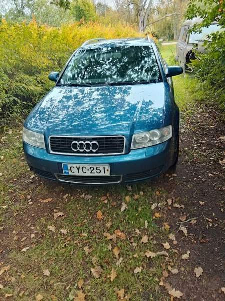 Audi A4 Ugleural'skiy - valokuva 1