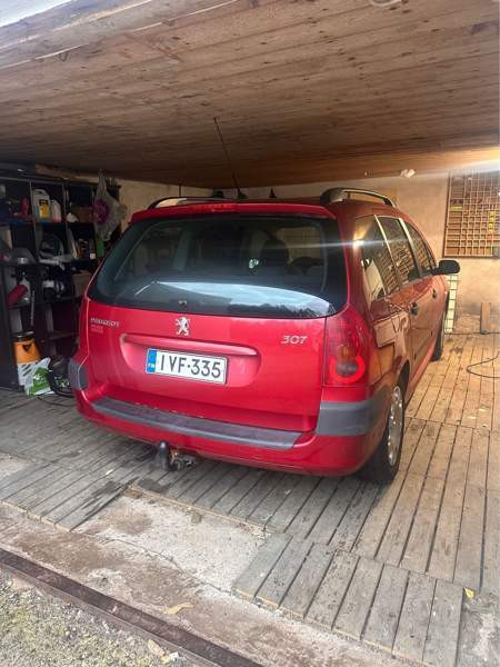 Peugeot 307 Ugleural'skiy - valokuva 1