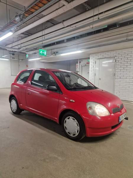 Toyota Yaris Espoo - photo 2