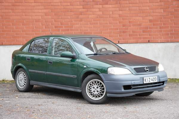 Opel Astra Vantaa – foto 1