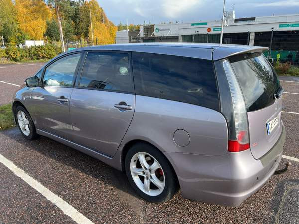 Mitsubishi Grandis Vantaa - photo 1