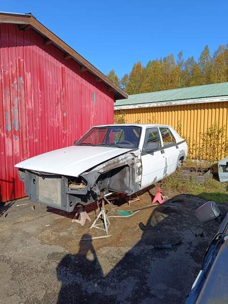 Alfa Romeo 75 Kajaani – foto 1