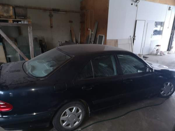 Mercedes-Benz 200 Йоэнсуу - изображение 2