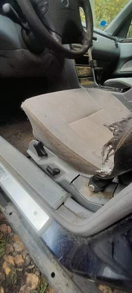 Mercedes-Benz E Maentsaelae – foto 8