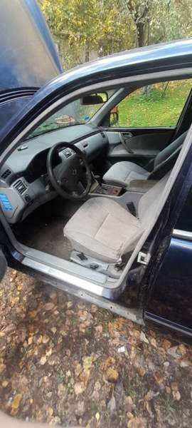 Mercedes-Benz E Maentsaelae – foto 6