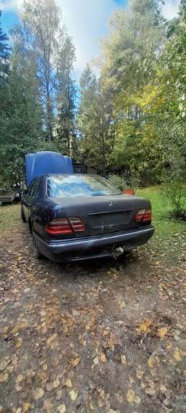 Mercedes-Benz E Maentsaelae – foto 4