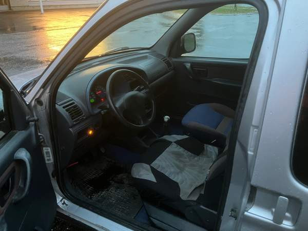 Citroen Berlingo Йоэнсуу - изображение 4