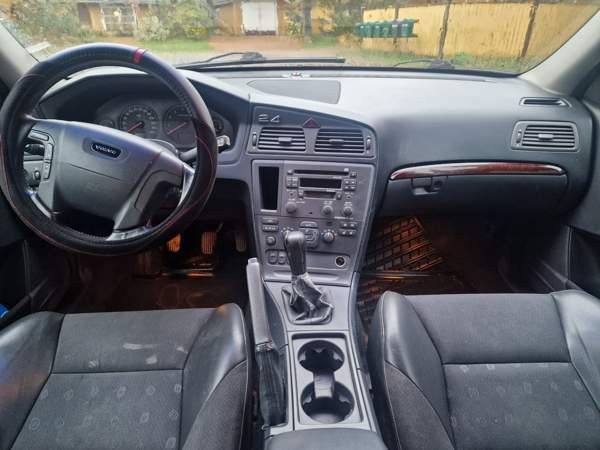 Volvo V70 Vaasa - valokuva 8