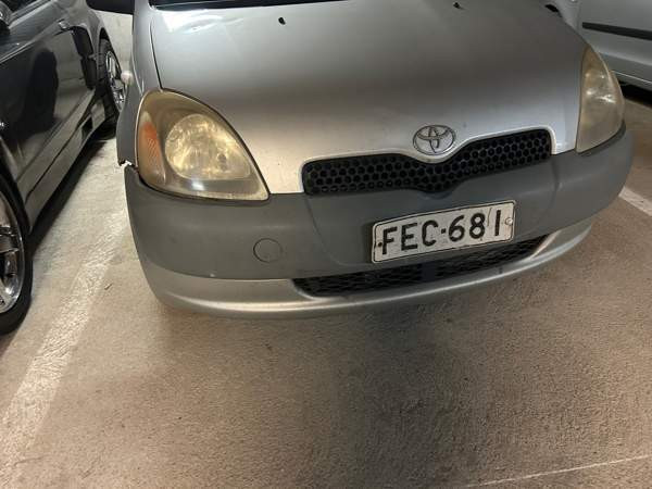 Toyota Yaris Espoo - valokuva 4