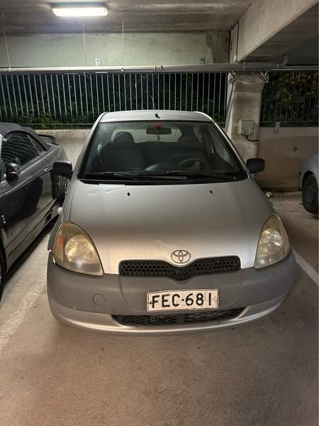 Toyota Yaris Espoo - valokuva 3