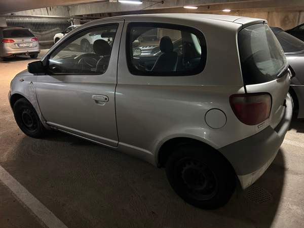 Toyota Yaris Espoo - valokuva 2