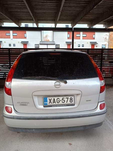 Nissan Almera Tino Helsinki - photo 2
