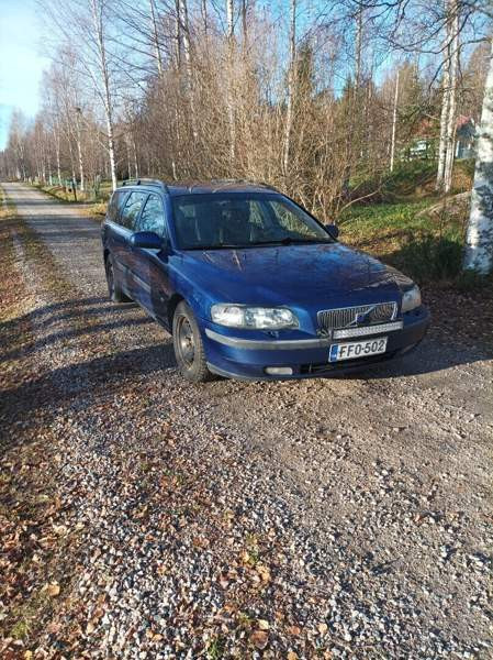 Volvo V70 Ristijärvi - photo 1