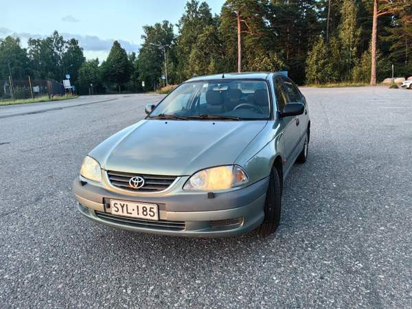 Toyota Avensis Эспоо - изображение 2