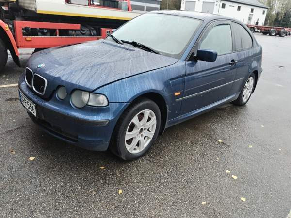 BMW 316 Kruunupyy - valokuva 1