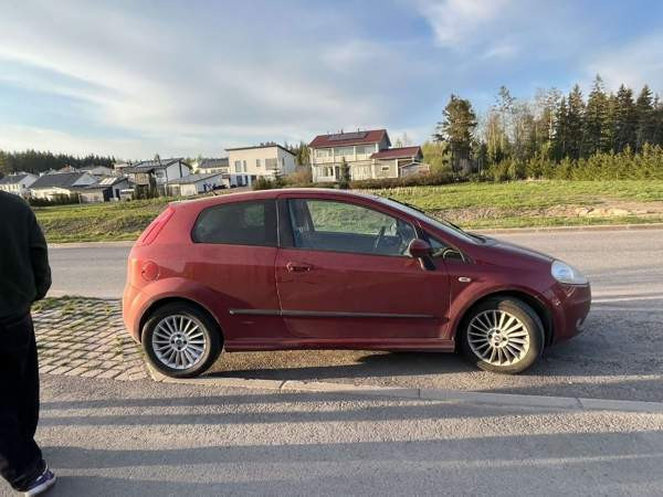 Fiat Punto Вантаа - изображение 4