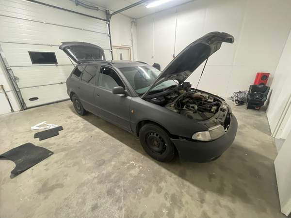 Audi A4 Nokia - valokuva 2