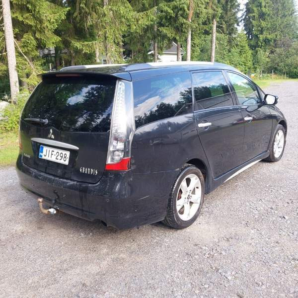 Mitsubishi Grandis Lapua - изображение 7